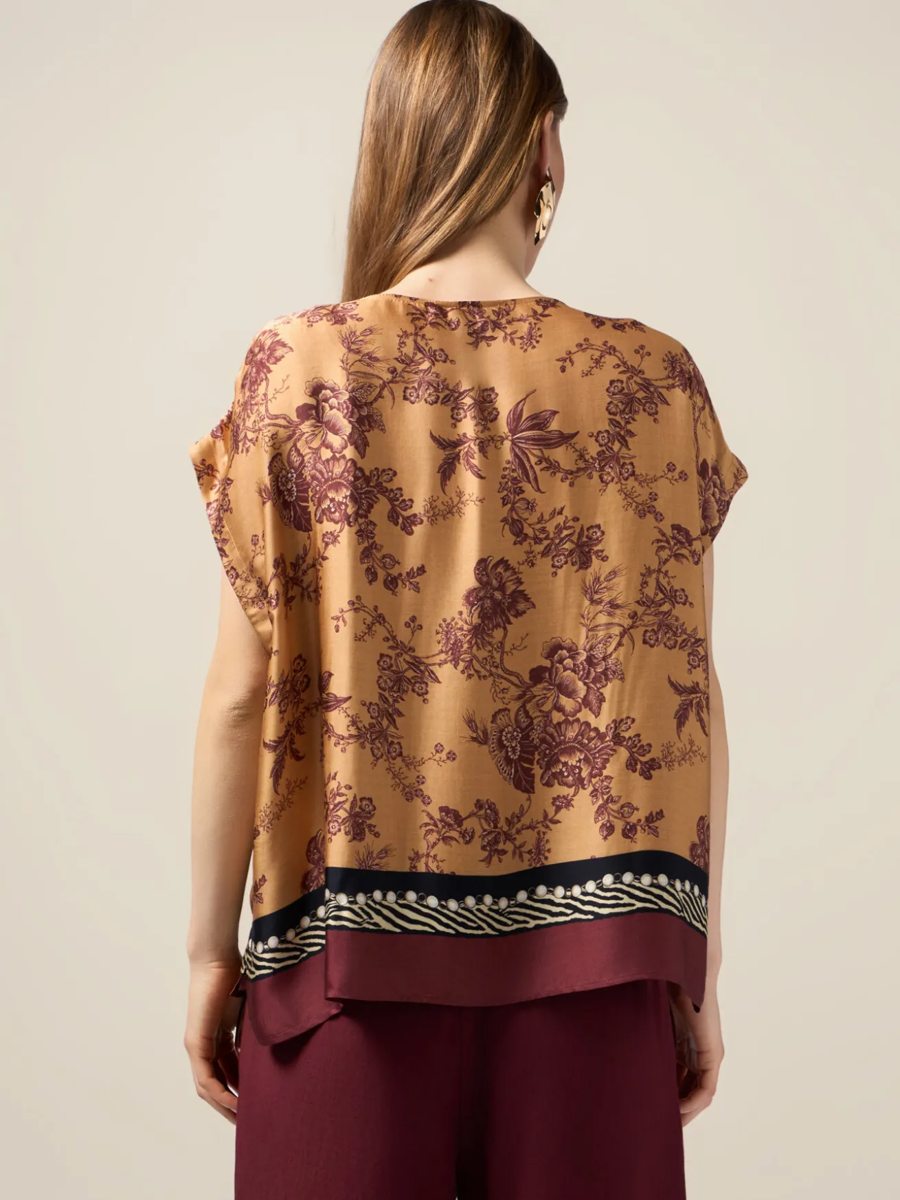 Bluse aus Satin mit Blumenmuster