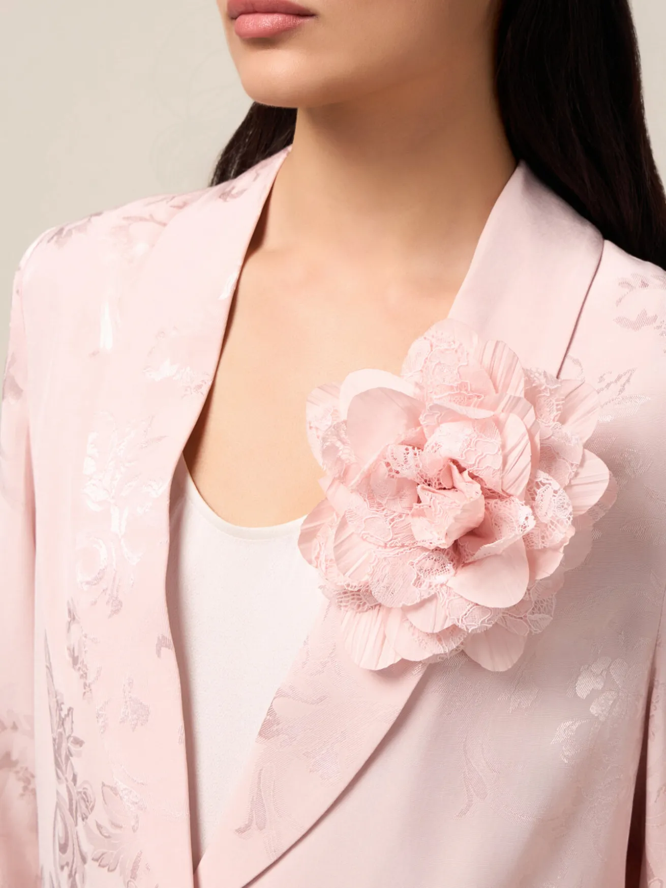 Jacquard-Blazer mit Anstecknadel