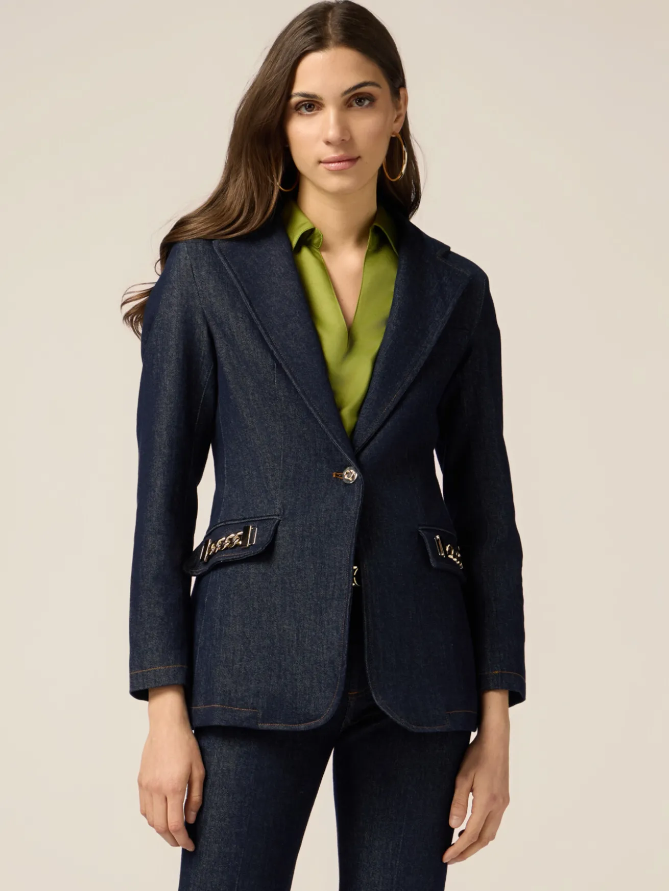 Jeansblazer mit Metallketten