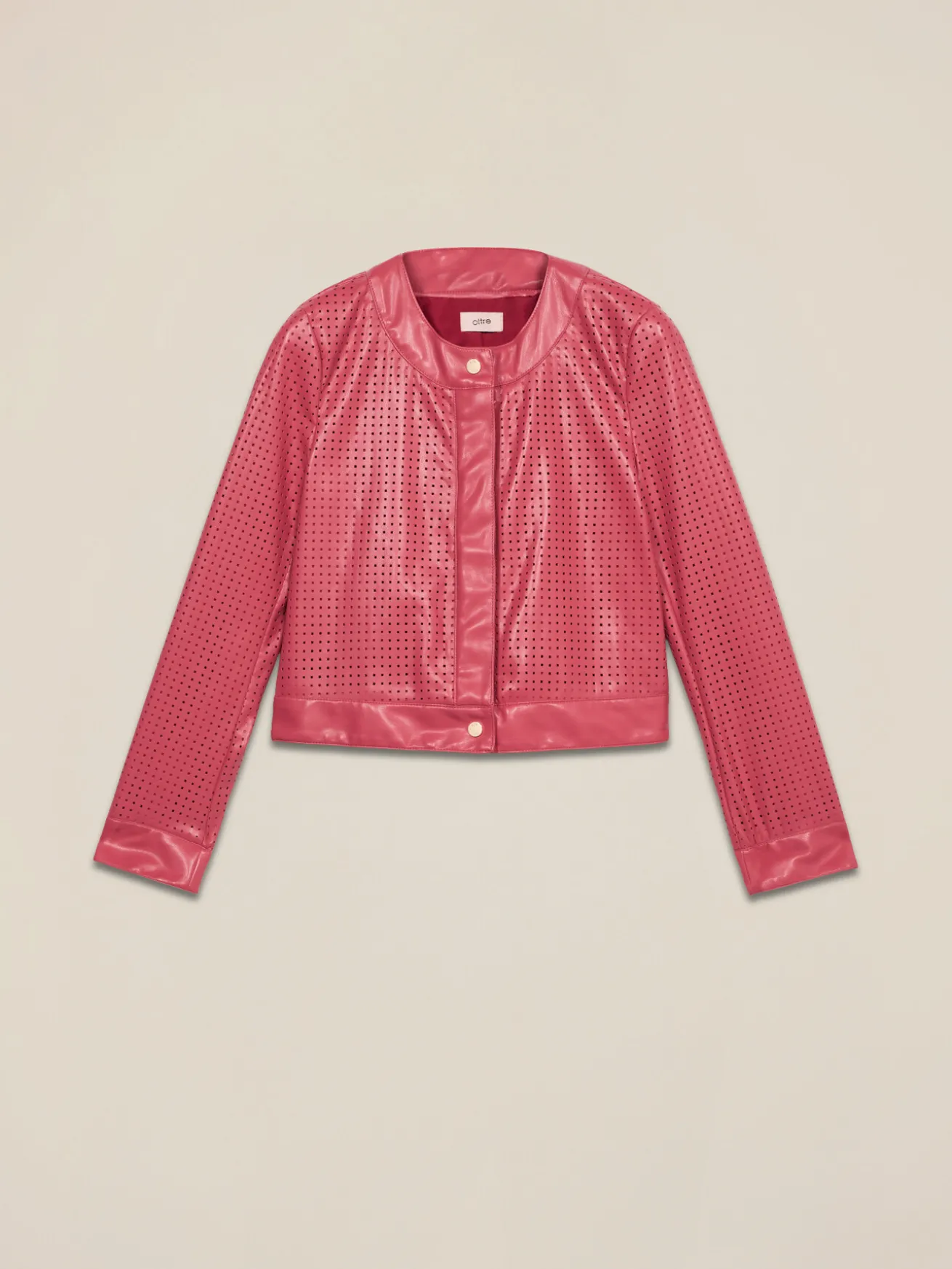 Kurze perforierte Jacke