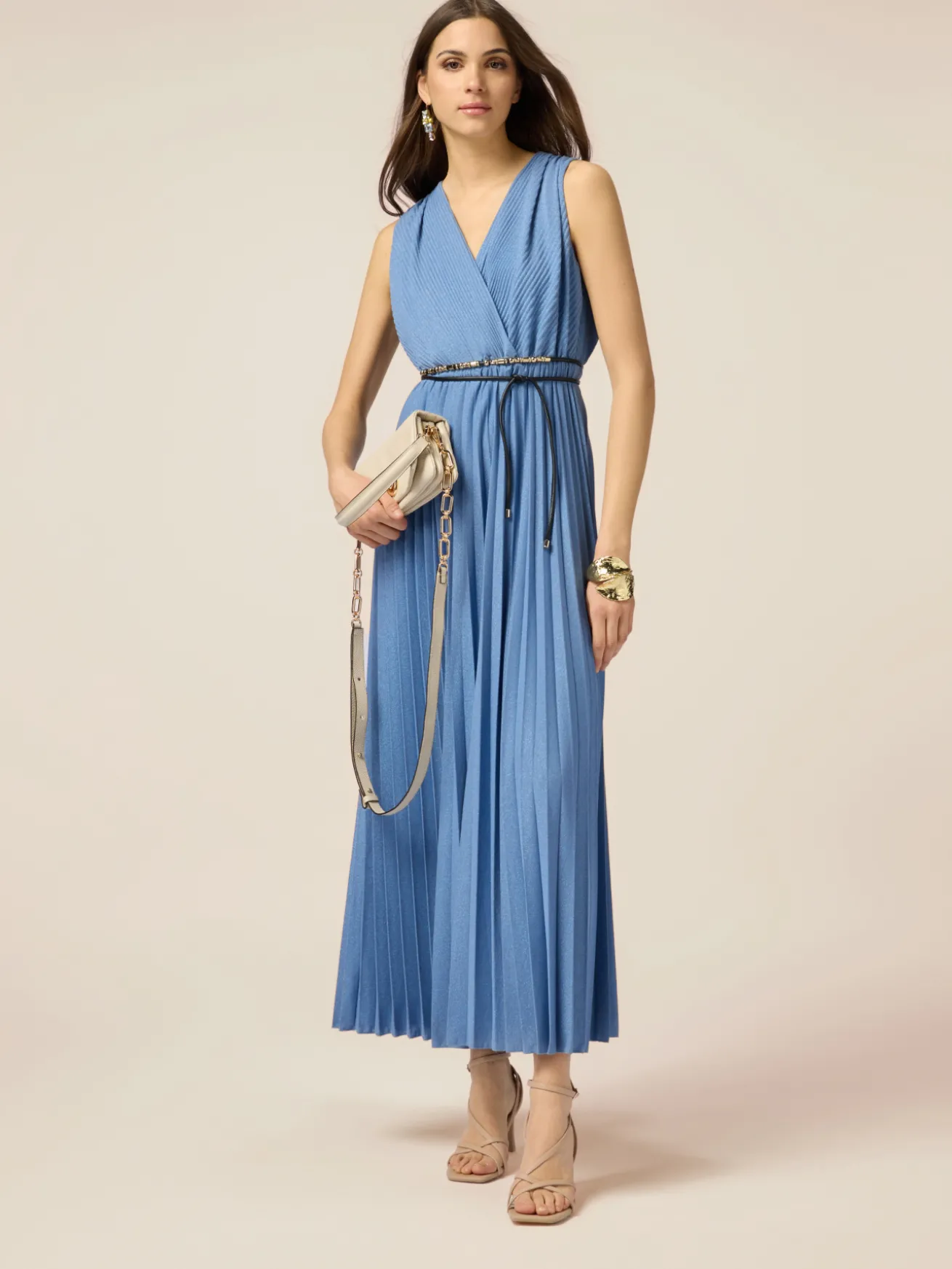 Langes Plissee-Kleid aus Lurex