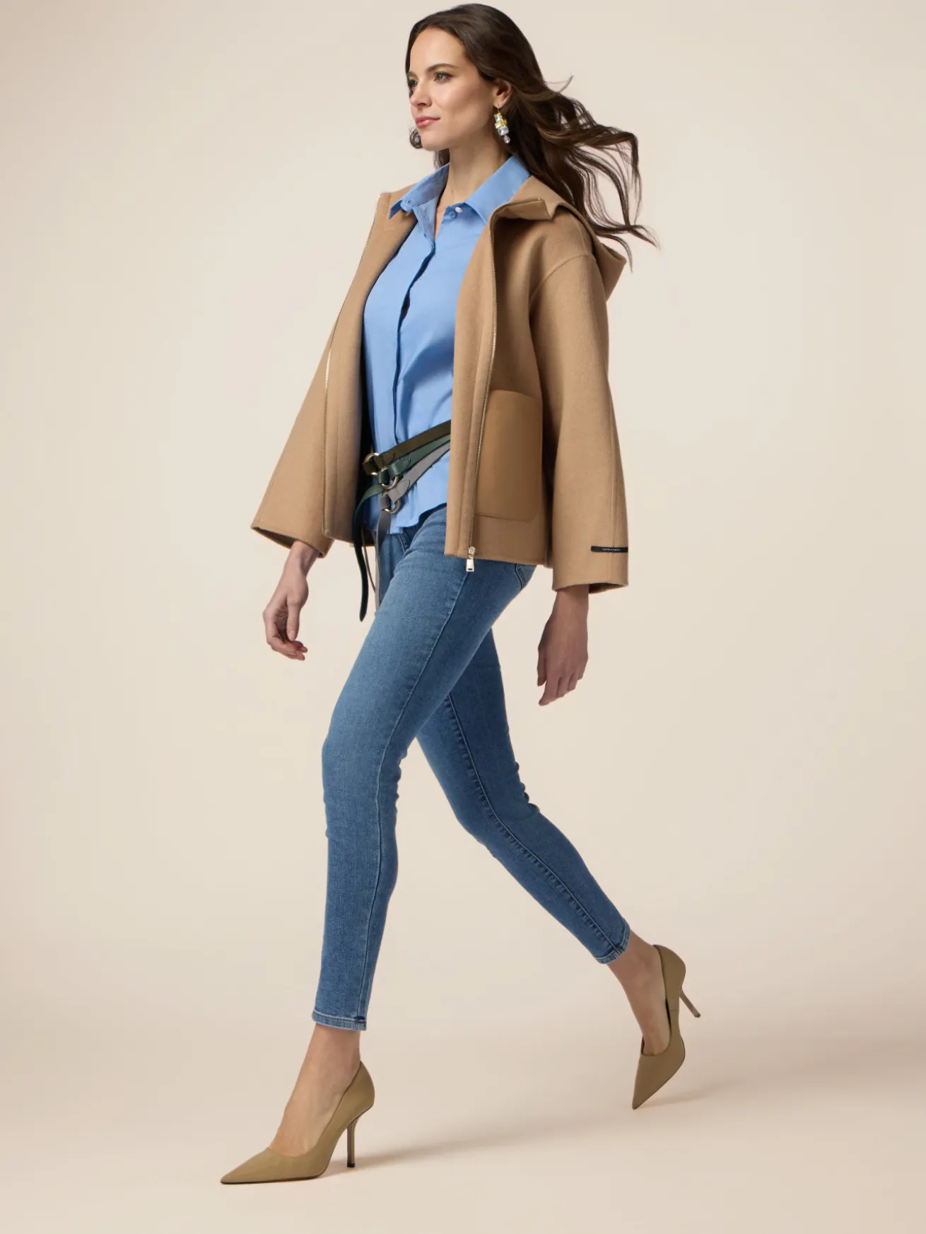 Skinny Jeans mit Schmuckknopf